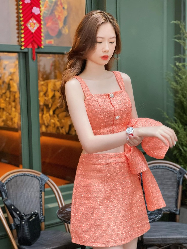 Hot girl Ha thanh, Nghe An dai dien Han Quoc, Uruguay bat phan thang bai-Hinh-9