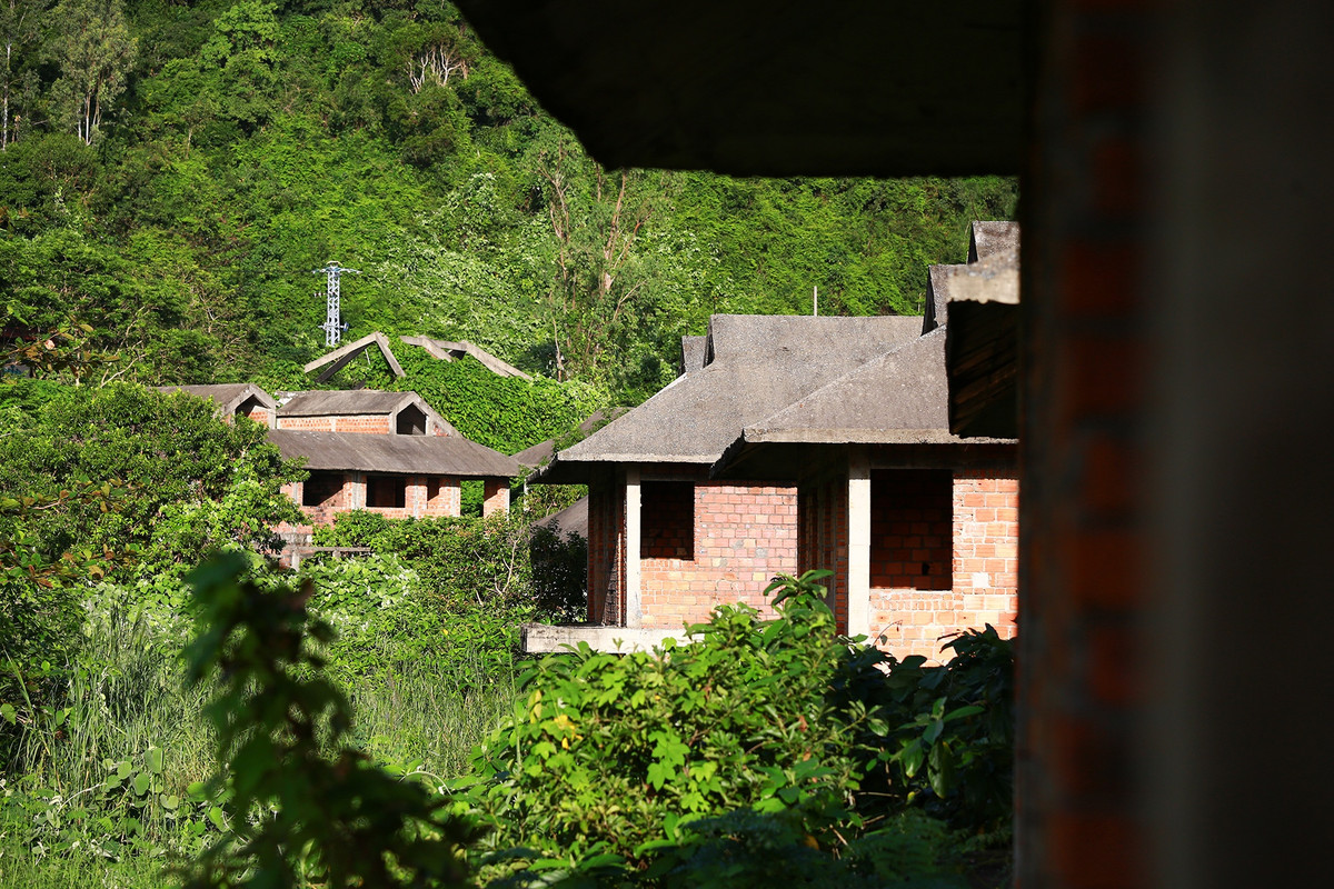 Hang loat biet thu, resort bo hoang o ven bien Da Nang-Hinh-5