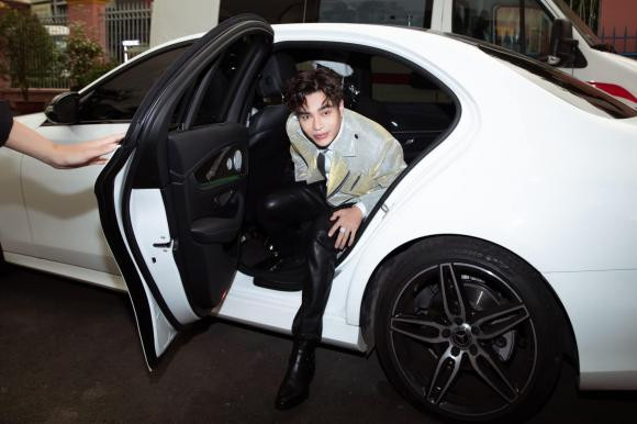 Le Duong Bao Lam xin loi vo vi ton gan 50 trieu lam ca si-Hinh-2