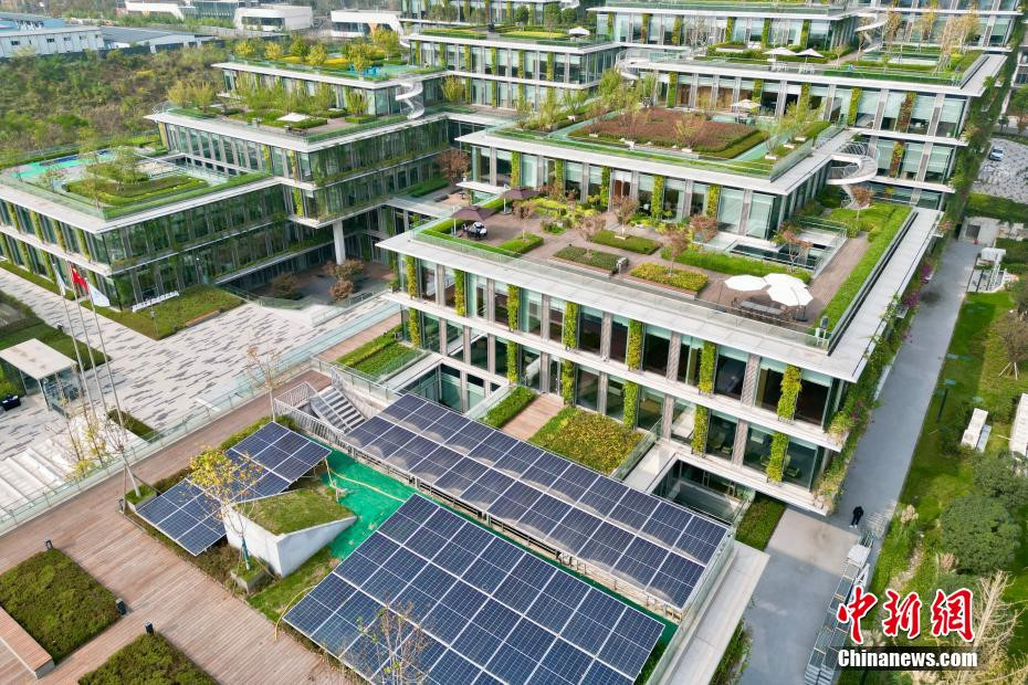 Thiết kế toà nhà tiết kiệm hơn 5 tỷ tiền điện mỗi năm - Hình 6 Thiet ke toa nha tiet kiem hon 5 ty tien dien moi nam-Hinh-6