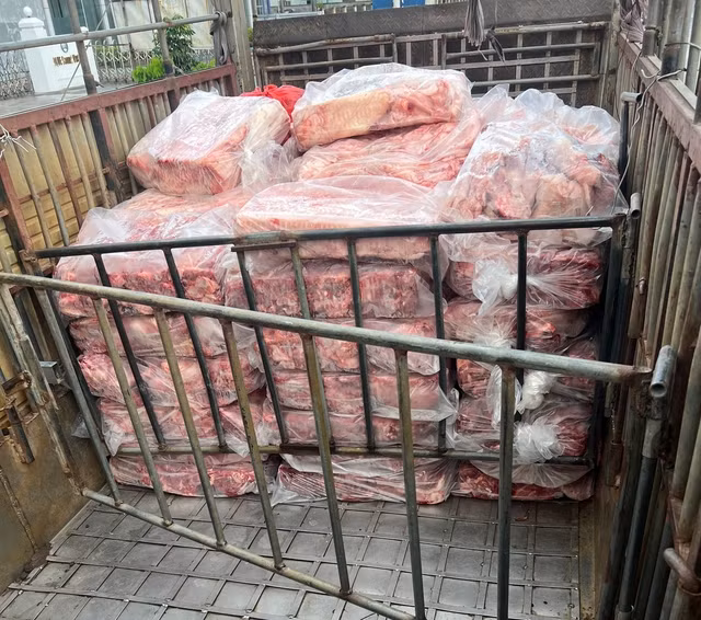 Gom 580kg mo lon, nam thanh nien cap dong, dong goi ban kiem loi