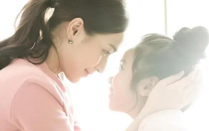 Con gai gia benh de tim chong cho me