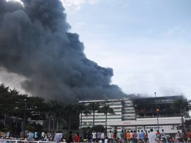 Vụ hỏa hoạn kinh hoàng tại công ty TNHH Pou Yuen xảy ra rạng sáng ngày 21/8.