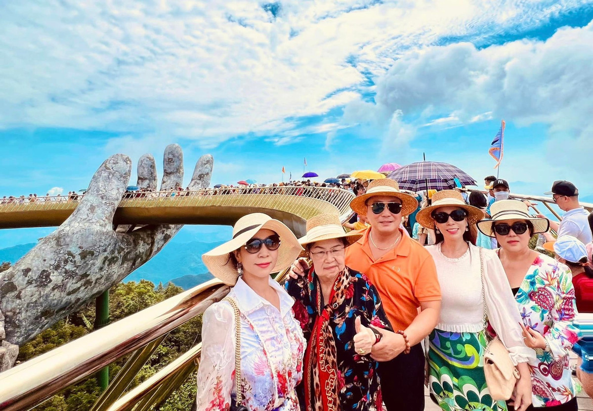 Ly Hung noi ve tin don ket hon o tuoi U60-Hinh-4