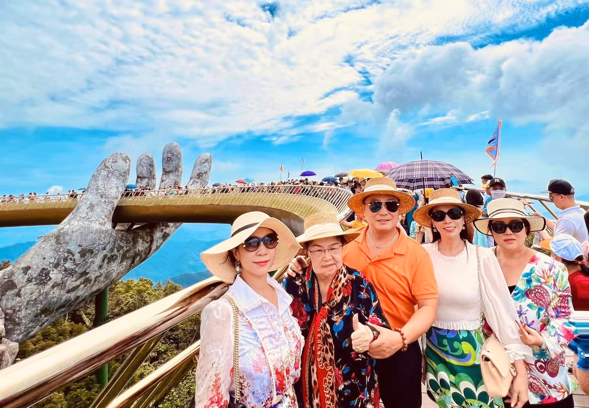 Ly Hung noi ve tin don ket hon o tuoi U60-Hinh-4