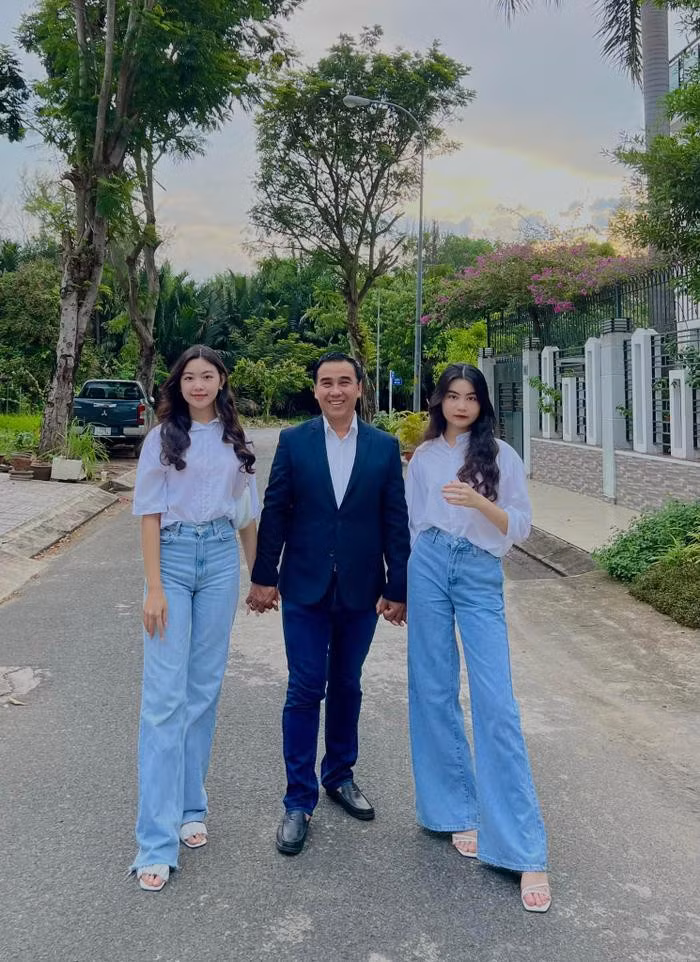 Hon nhan 2 thap ki cua MC Quyen Linh va vo-Hinh-3