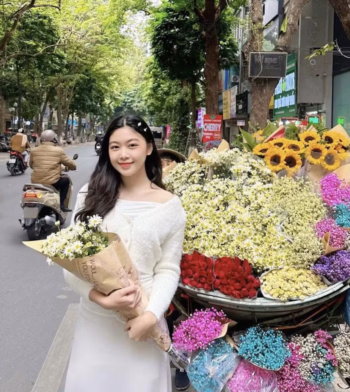 Hon nhan 2 thap ki cua MC Quyen Linh va vo-Hinh-6