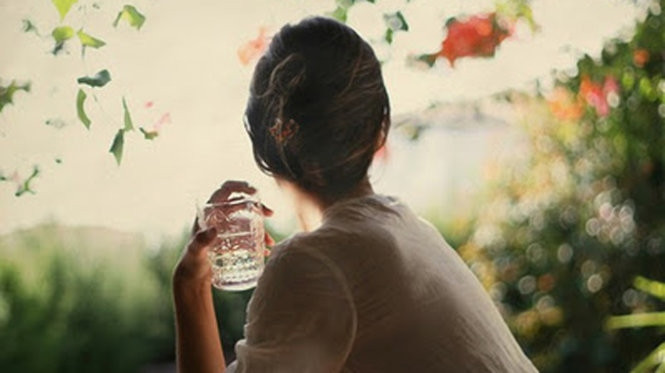 Có nên yêu người thường xuyên ghen khi tôi đi công tác dài ngày? Co nen yeu nguoi thuong xuyen ghen khi toi di cong tac dai ngay?