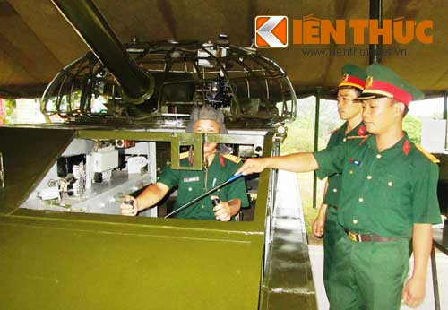 Thiết bị huấn luyện tổng hợp xe tăng T-54B.