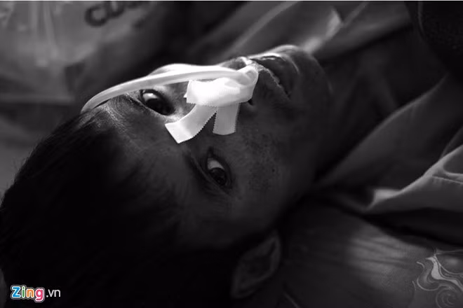 Sống ở ngoài xã hội họ bị kỳ thị nhưng vào bệnh viện Nhân Ái, họ đều được quan tâm chăm sóc tận tình.