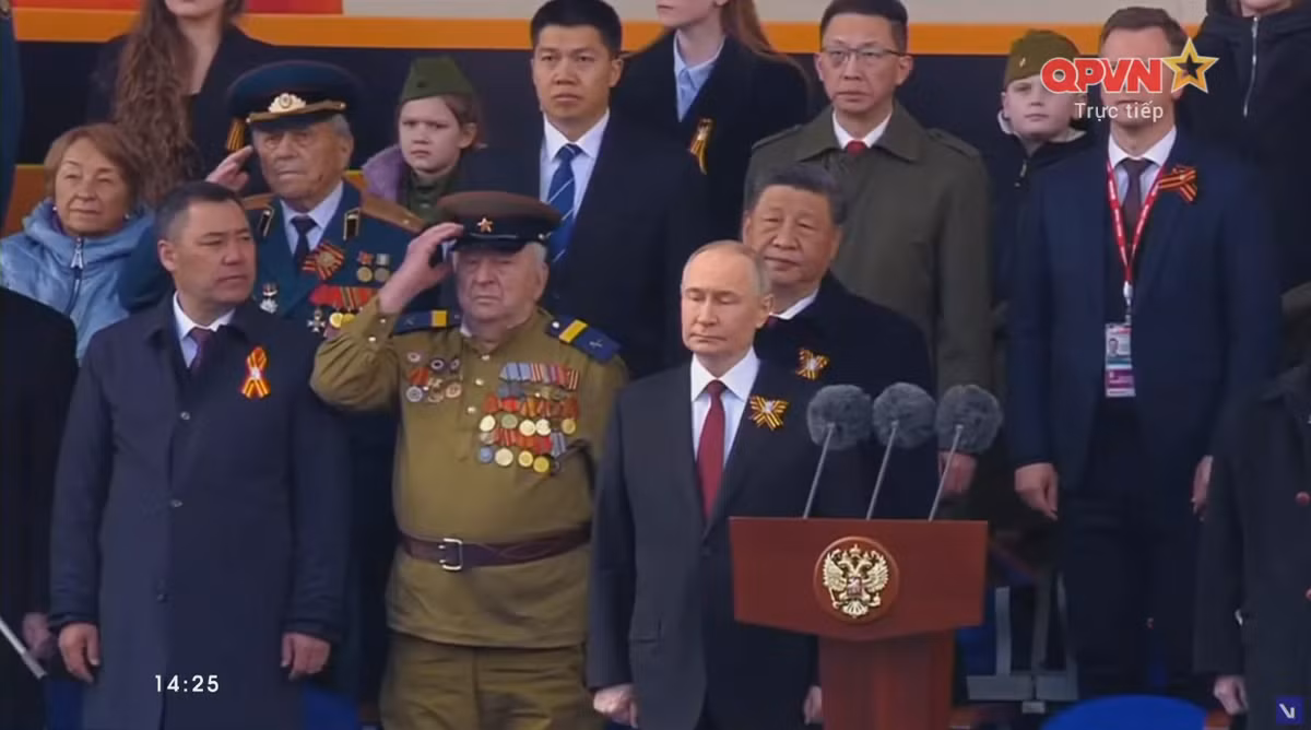 Viet Nam lan dau tham du le duyet binh Ngay Chien thang tren Quang truong Do-Hinh-50