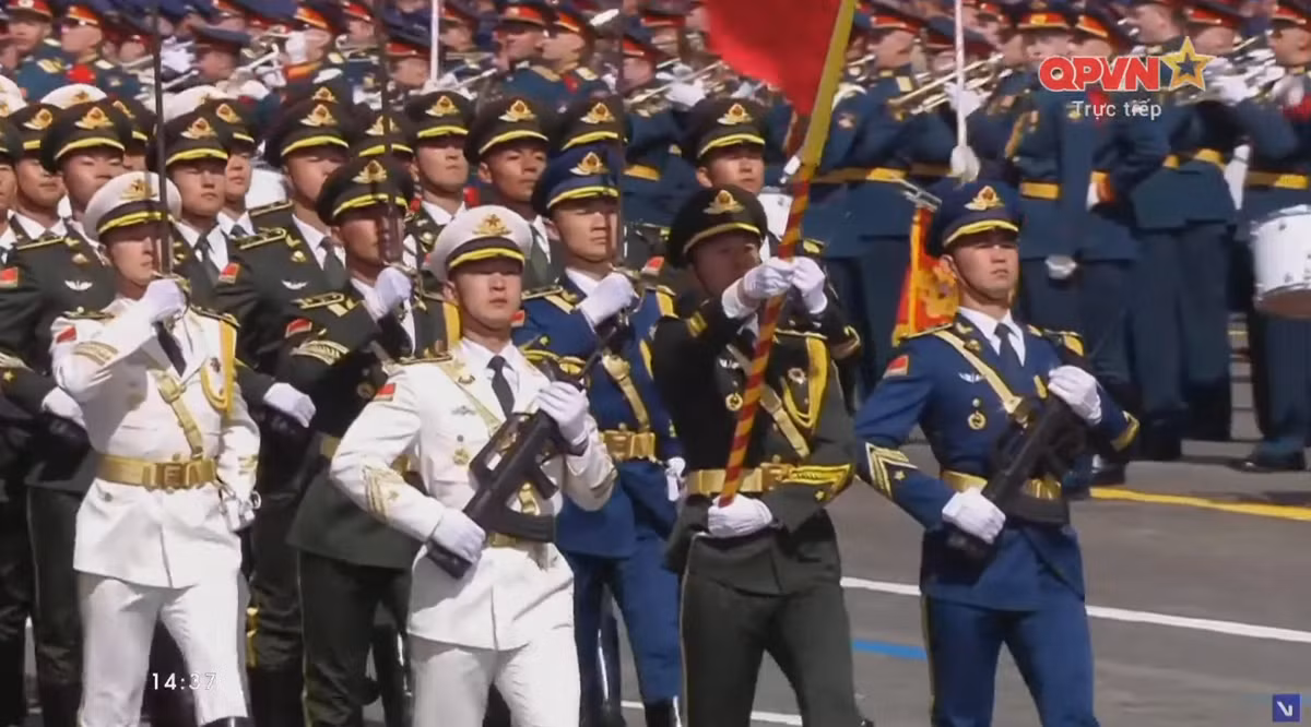 Viet Nam lan dau tham du le duyet binh Ngay Chien thang tren Quang truong Do-Hinh-38