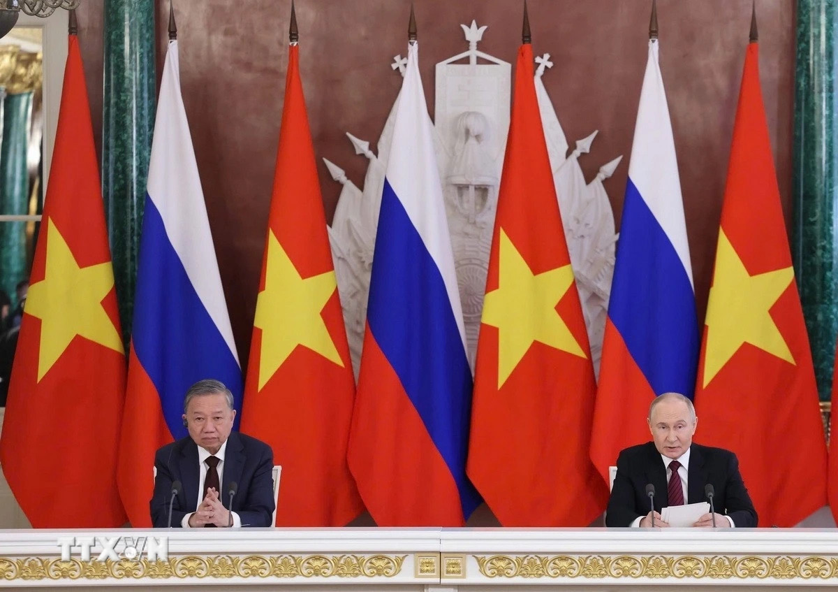 Tổng Bí thư Tô Lâm hội đàm với Tổng thống Nga Vladimir Putin - Hình 3 Tong Bi thu To Lam hoi dam voi Tong thong Nga Vladimir Putin-Hinh-3