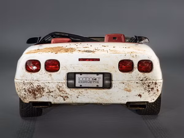 Việc phục hồi xe mất ít nhất 6 tháng