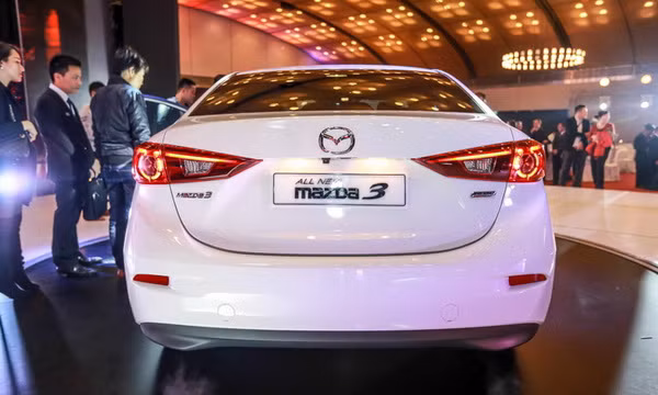 Cụm đèn hậu được trang bị bóng LED thời thượng