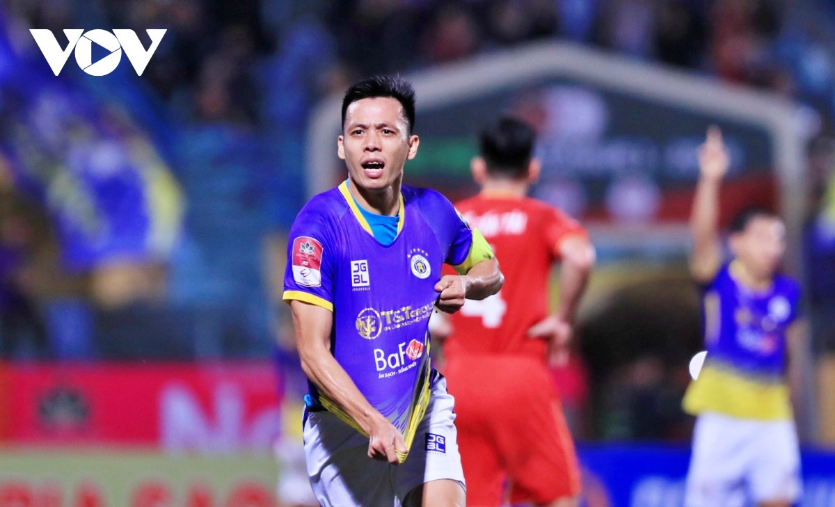 Văn Quyết, Rafaelson và Rimario ai sẽ là Vua phá lưới V-League 2023: Van Quyet, Rafaelson va Rimario ai se la Vua pha luoi V-League 2023: