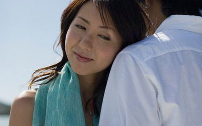 Ly hon roi cuoi vo moi theo y me, toi van khong duoc hanh phuc