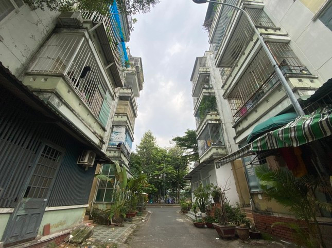 Chung cư K26 được bàn giao, đưa vào sử dụng từ năm 2009 với 13 block nhà và 640 căn hộ.