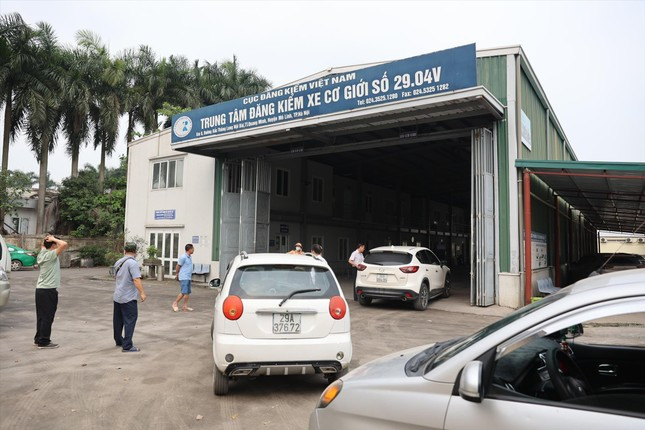 Tang gia dich vu dang kiem de 'chong' un tac