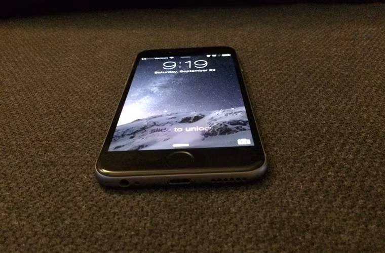 Có nhiều đồn đoán cho rằng Apple sẽ ra mắt mẫu iPhone 6 Mini có màn hình 4 inch, bằng kích thước iPhone 5 và các thế hệ trước đó.