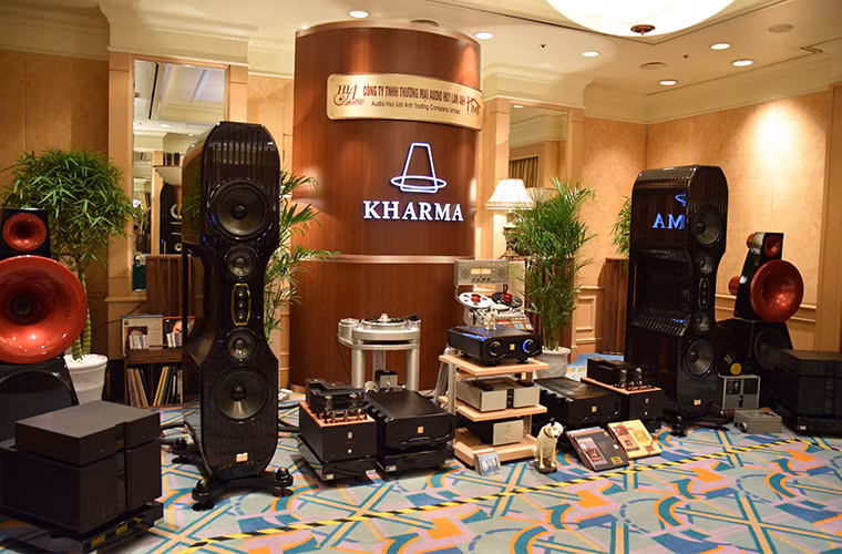 AV Show là sàn đấu của các thiết bị khủng danh tiếng, trong ảnh là Kharma...