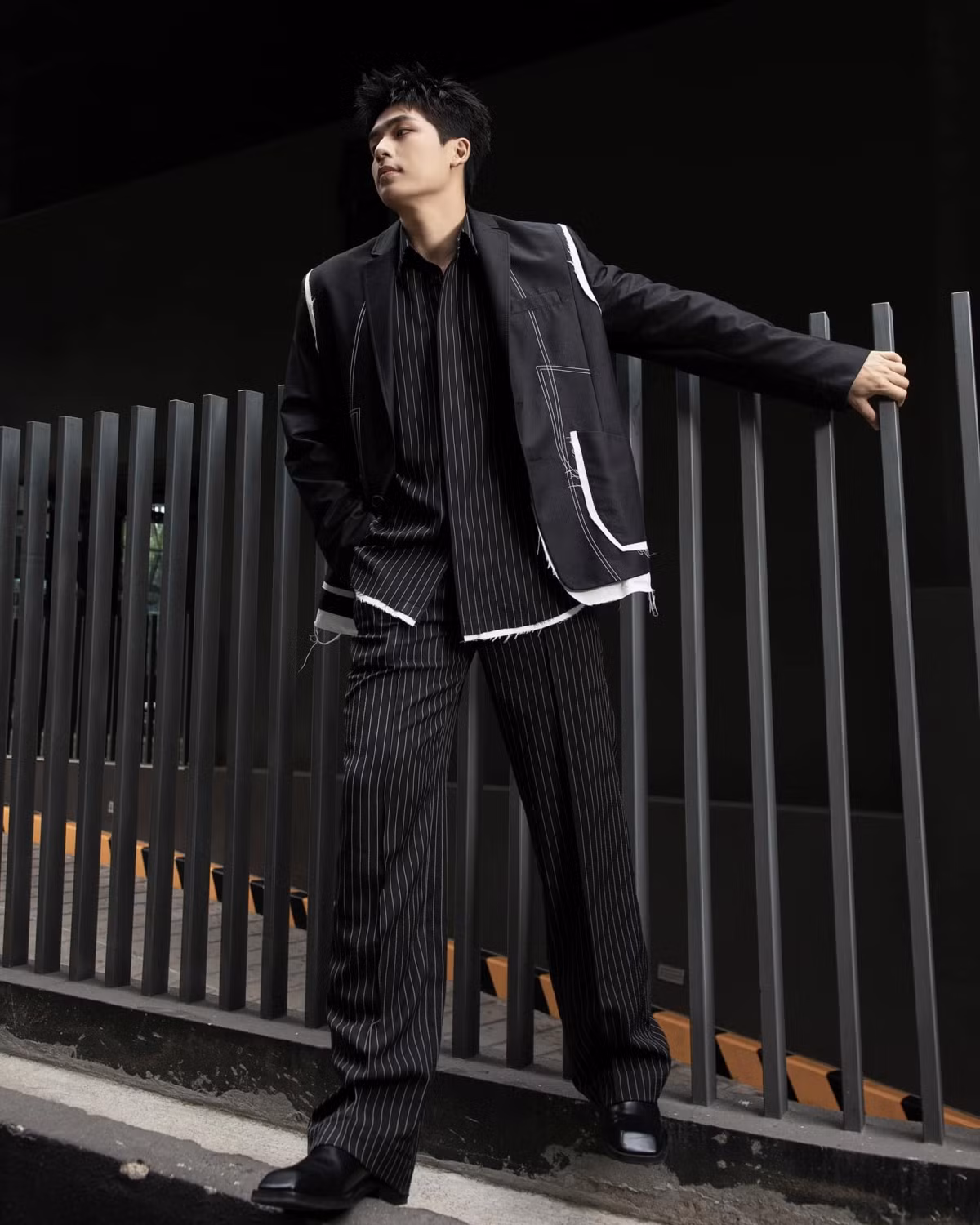 Dien vien Quoc Anh: Muon tap trung cho su nghiep, tinh yeu de sang mot ben-Hinh-5