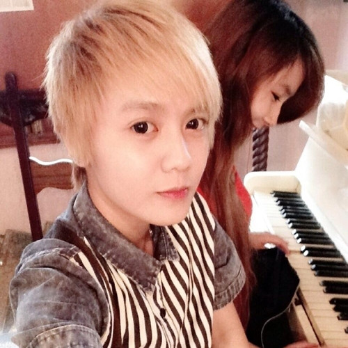 Bi Bảo là một trong tomboy chiếm được cảm tình của giới trẻ thời gian gần đây bởi phong cách thu hút cùng gu ăn mặc khá "chất".