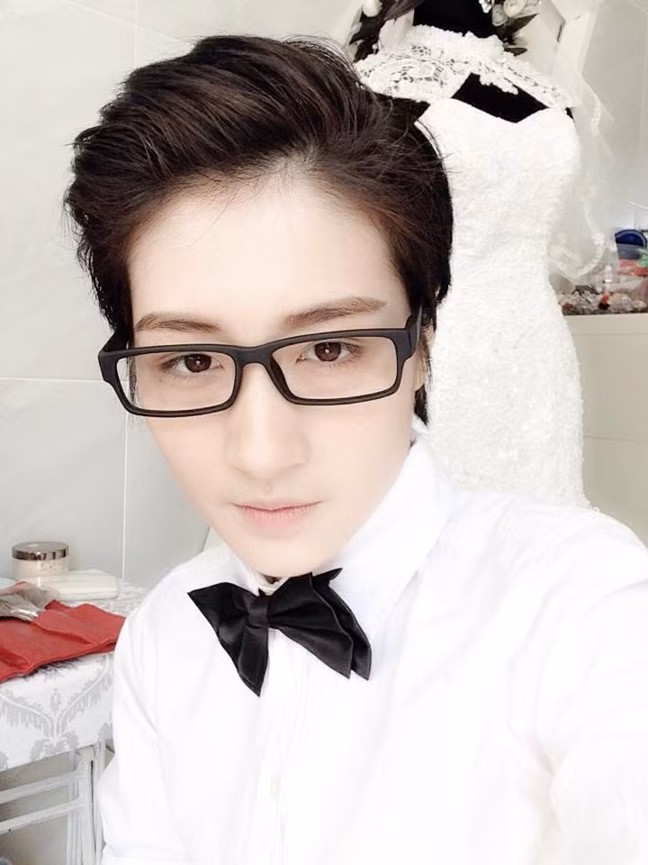 Sau khi trở thành tomboy với vẻ đẹp đầy quyến rũ, Thảo Linh được rất nhiều bạn nữ yêu mến, tỏ tình.