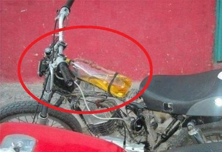 Bình xăng tự chế.