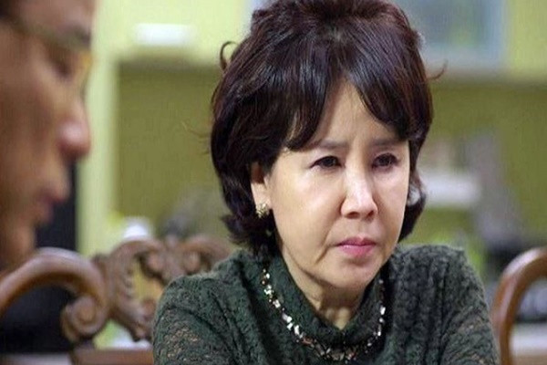 Bo chong bieu thong gia 40 trieu nhung me toi tu choi thang thung