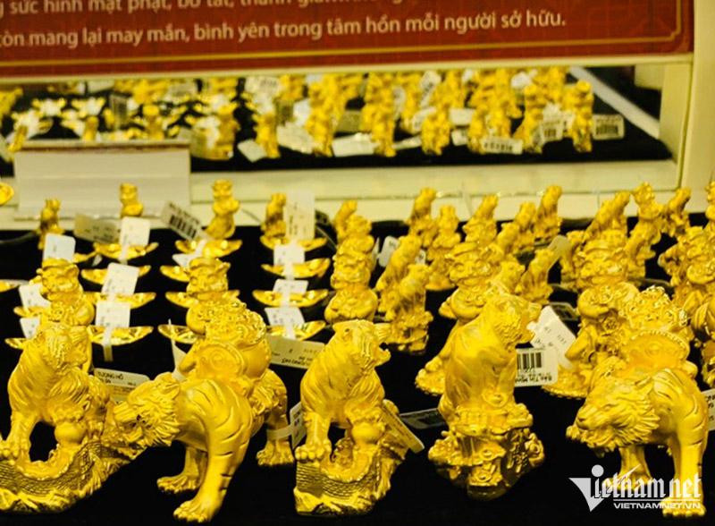 Gia vang hom nay 26/6: Tuan thu 2 lien tuc giam gia