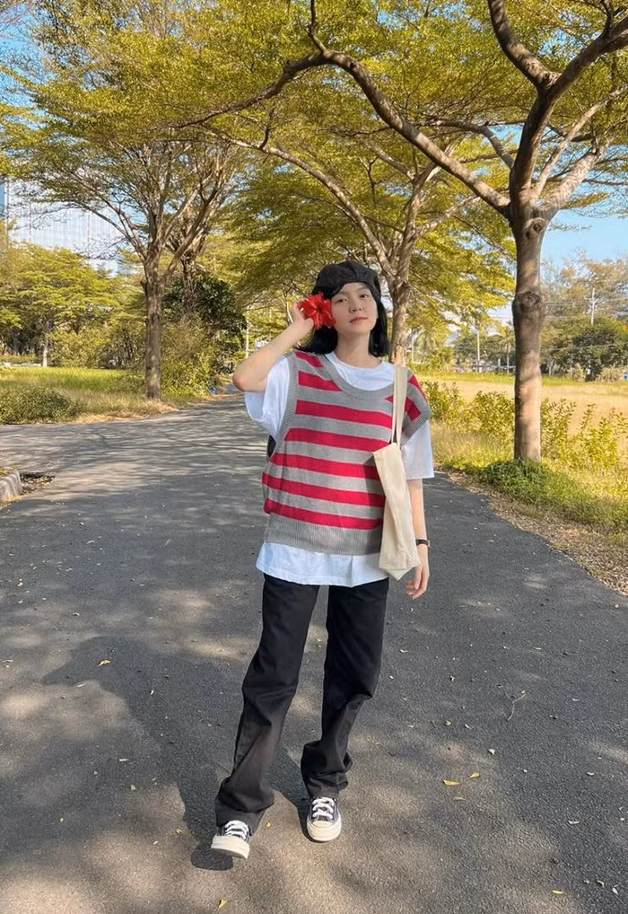 Khoe anh di choi cuoi tuan, Hai Tu duoc netizen khen 'xinh nhu thien than'-Hinh-5