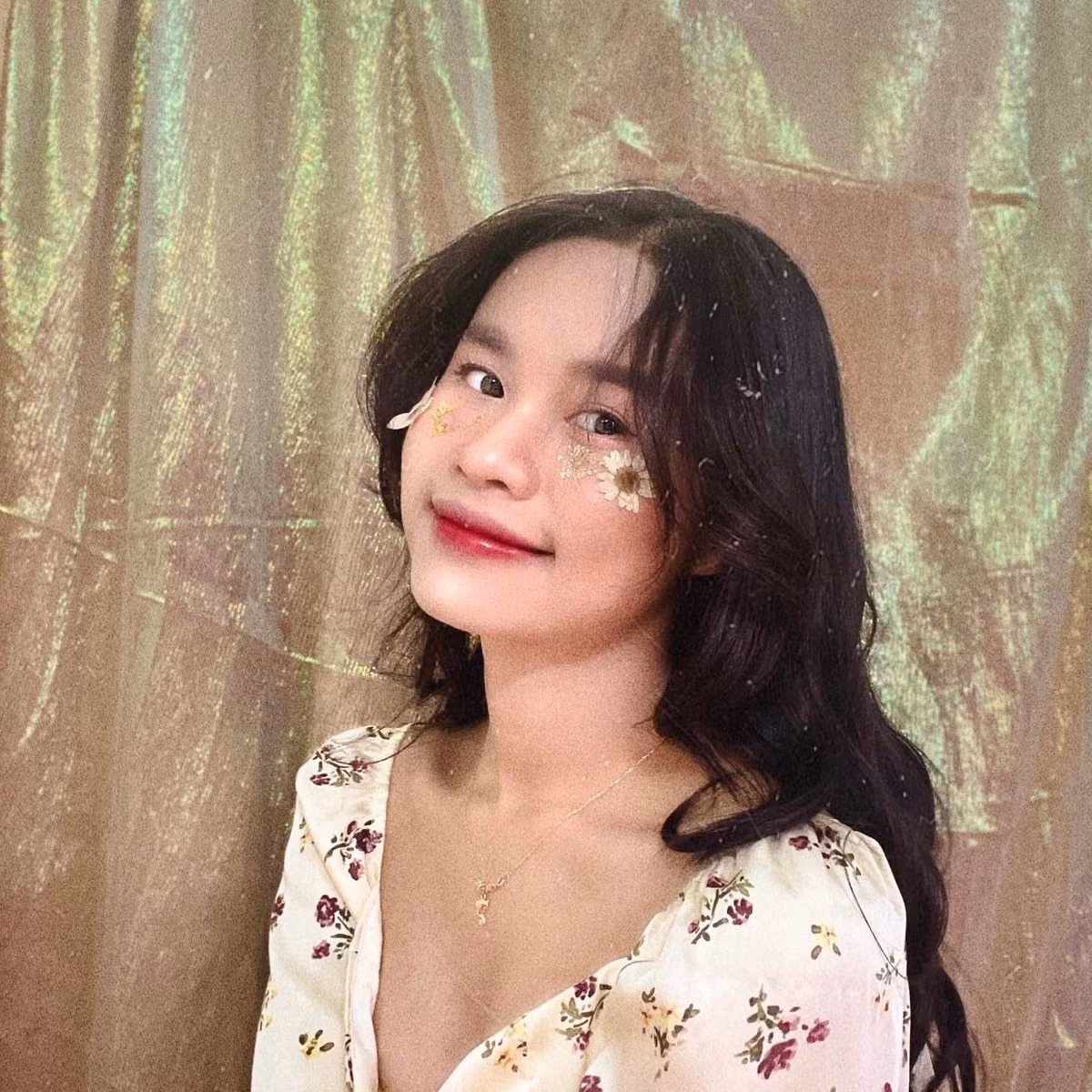 Cuoi ra nuoc mat chi vi mua hang online khac xa voi thuc te-Hinh-3