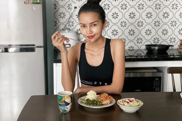 Tuoi tho co cuc khi ba mat som cua tan Hoa hau Hoan vu VN 2022-Hinh-19