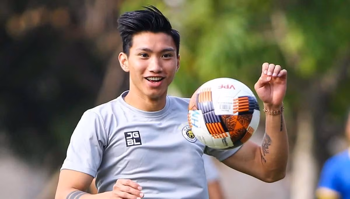 Van Hau tai xuat o tran gap Nam Dinh?