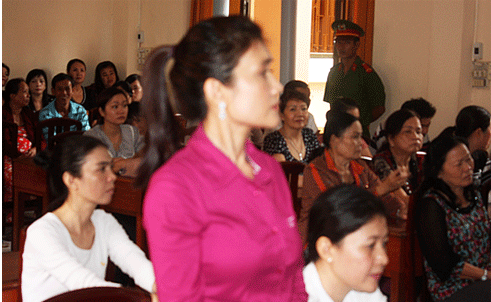 Dai gia Viet ham gai gay nhieu tai tieng lam kho gia dinh-Hinh-2