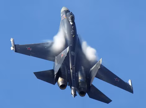 Tiêm kích đa năng thế hệ 4++ Su-35S được ứng dụng một số công nghệ trong thiết kế máy bay thế hệ thứ 5.