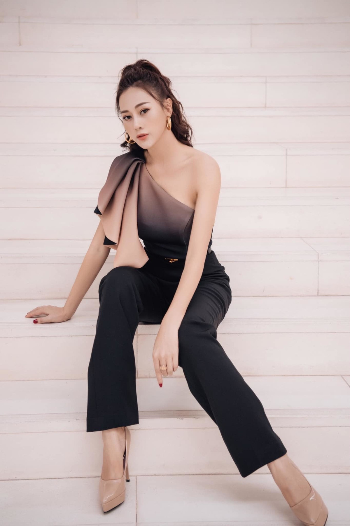 "Giờ tôi bắt đầu kế hoạch tập tành, rèn luyện và trở lại tập trung kinh doanh", diễn viên Phương Oanh chia sẻ.