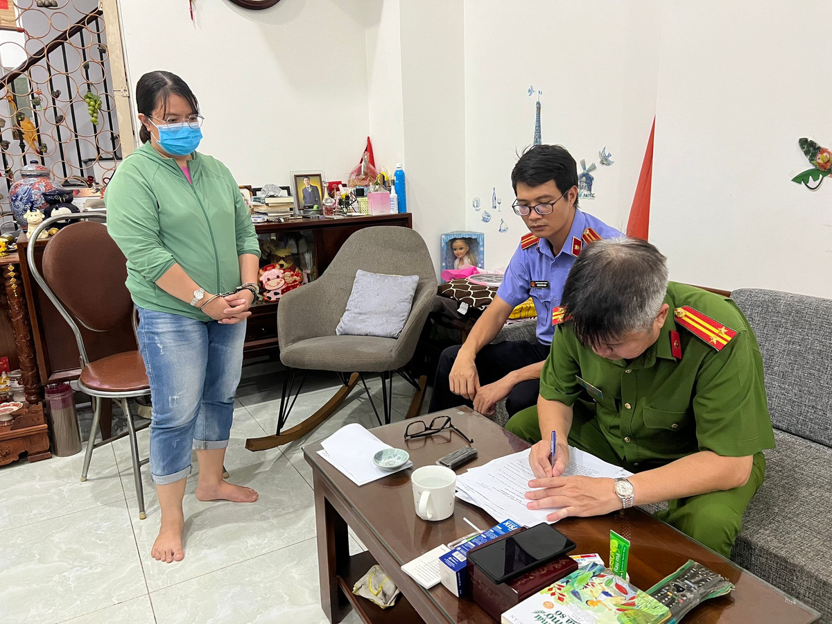 Cong an TP HCM danh sap duong day cho vay nang lai thu loi hon 4.100 ti dong-Hinh-3