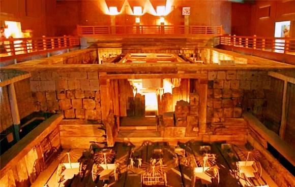 Tai sao ngon den luon chay trong lang mo Tan Thuy Hoang?-Hinh-6