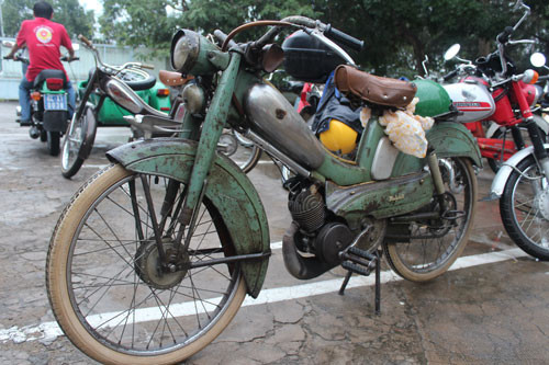 Hai chiếc mobylette cổ nhất