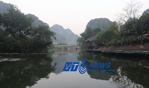 Sông Sào Khê là đường thủy vào Tràng An.