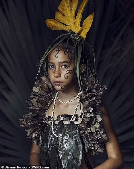 Jimmy cho rằng những bức ảnh giúp chia sẻ vẻ đẹp và đam mê của mình về con người, cho phép ông hiểu sâu hơn di sản và văn hóa bản địa, đồng thời kết nối với nguồn cội của các thổ dân đó. 