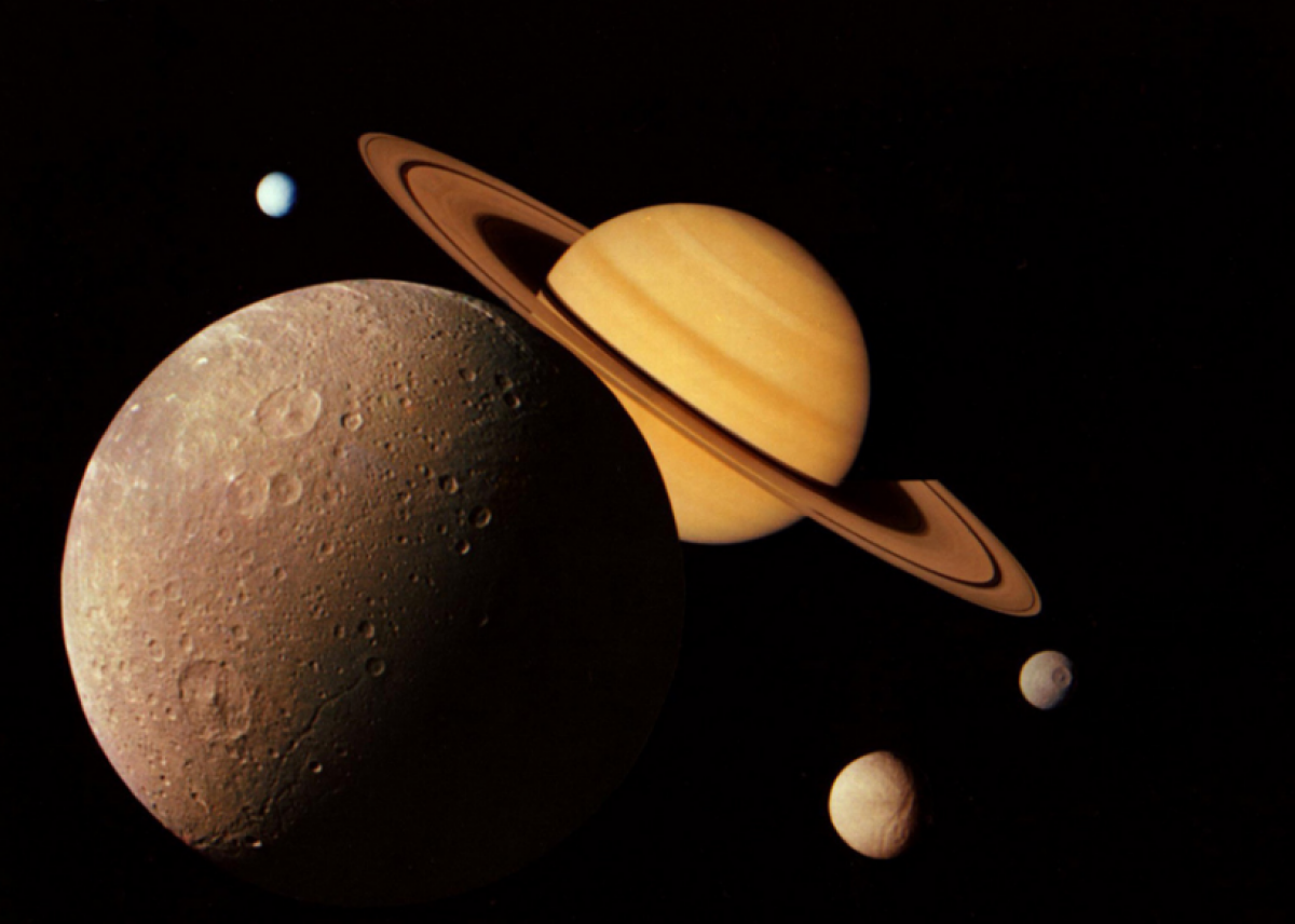 Một ngôi sao chỉ lớn hơn sao Thổ một chút đã được xác định năm 2017 bởi các nhà nghiên cứu thuộc Đại học Cambridge ở Anh. Ngôi sao này, với cái tên rất bắt tai là EBLM J0555-57Ab, là ngôi sao nhỏ nhất từng được phát hiện và lạnh hơn nhiều ngoại hành tinh khác./.