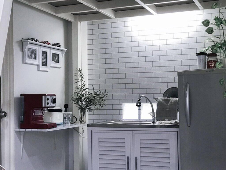 Khu vực bếp nhỏ, gọn gàng và vẫn đầy đủ các công năng sử dụng.