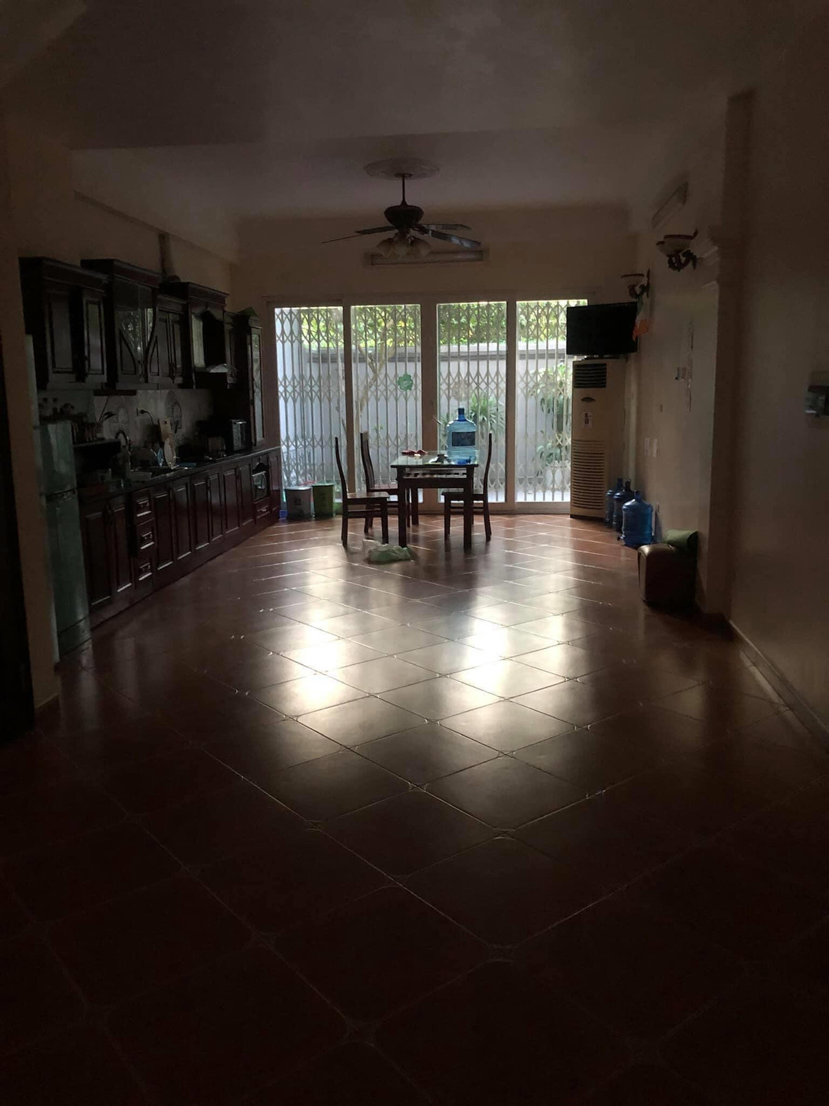 Cải tạo nhà cũ đẹp mê hồn, phòng tắm thiên nhiên cực chất ảnh 2