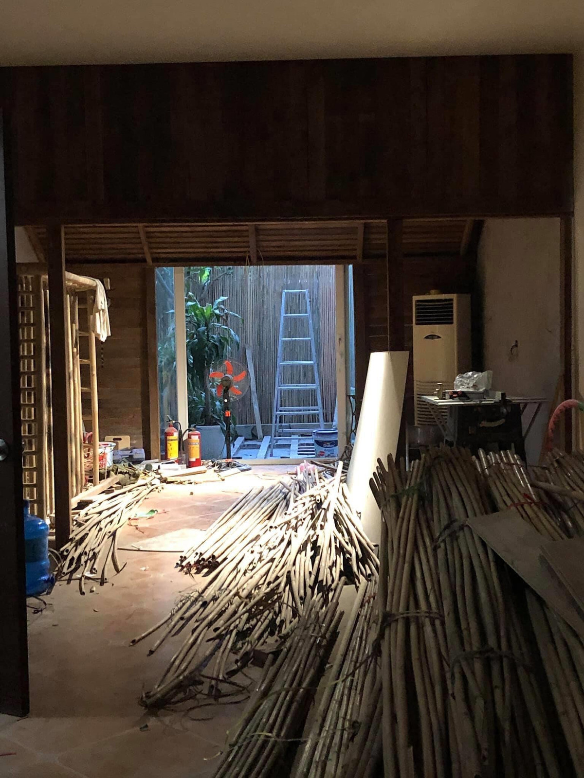 Cải tạo nhà cũ đẹp mê hồn, phòng tắm thiên nhiên cực chất ảnh 3