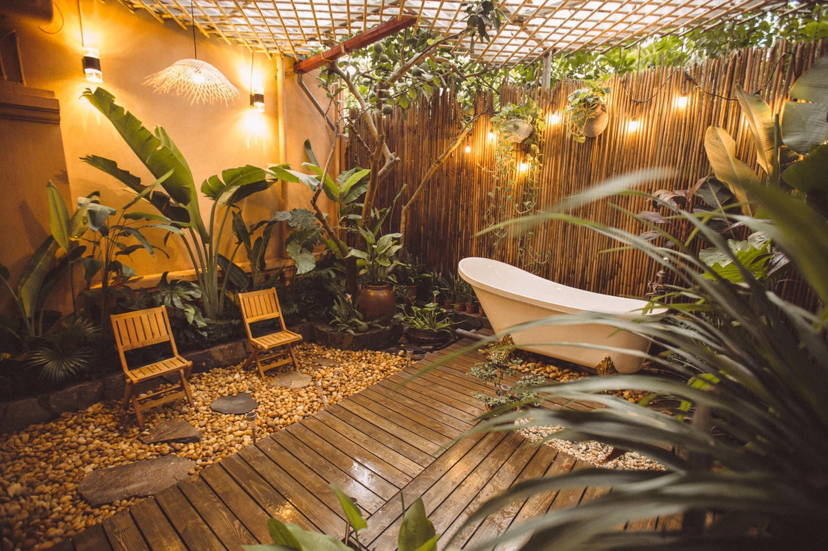 Cải tạo nhà cũ đẹp mê hồn, phòng tắm thiên nhiên cực chất ảnh 8