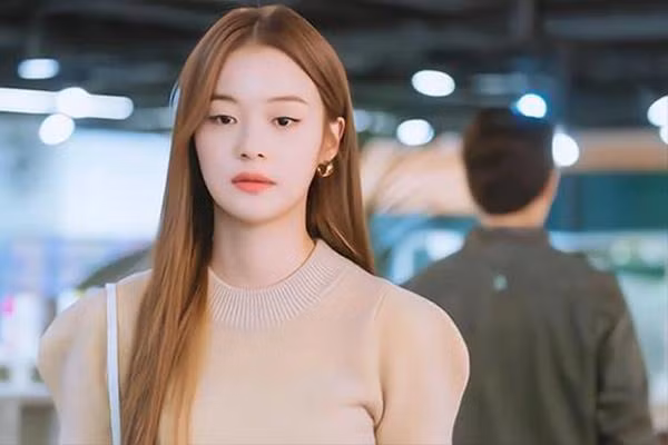 Sang nha ban ngu, vo chet lang khi ve nha nua dem de gay bat ngo cho chong