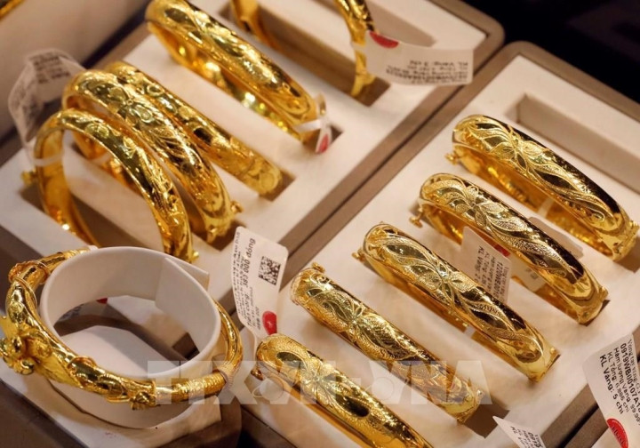 Gia vang hom nay 8/4: Lay da tang tro lai